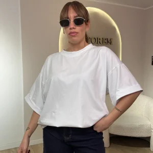 T-shirt over LOW COST