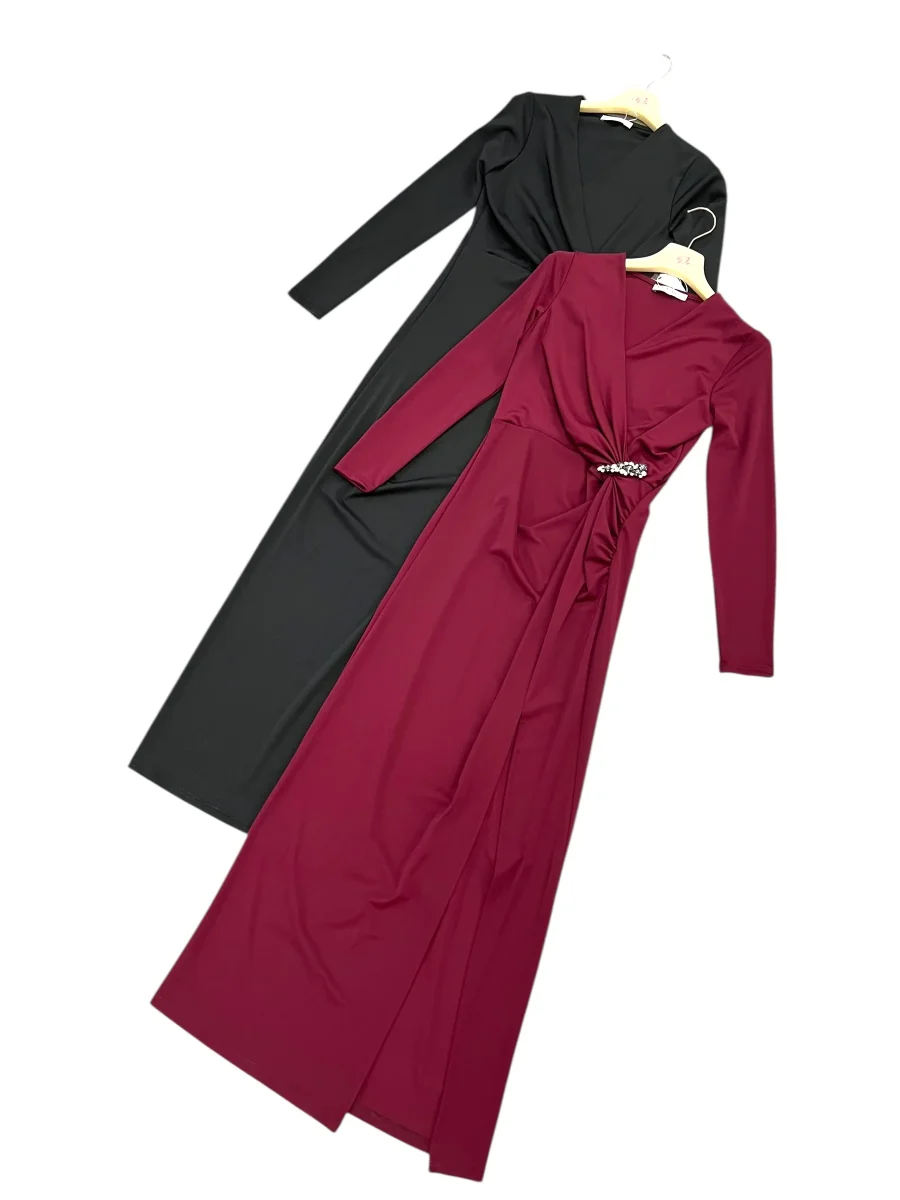 Abito con accessorio gioiello - abbigliamento - Artigli - immagine 5