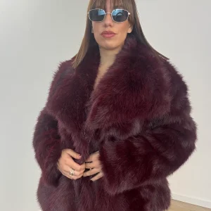 Pelliccia ecofur con bottoni