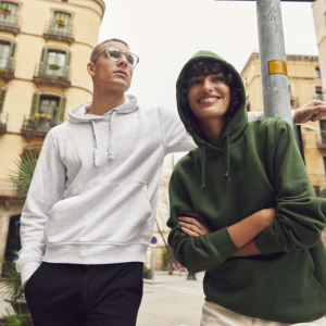 Felpa con cappuccio Basic Hoody