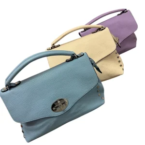 Borsa patta media con borchie - Borsa - Stilosa