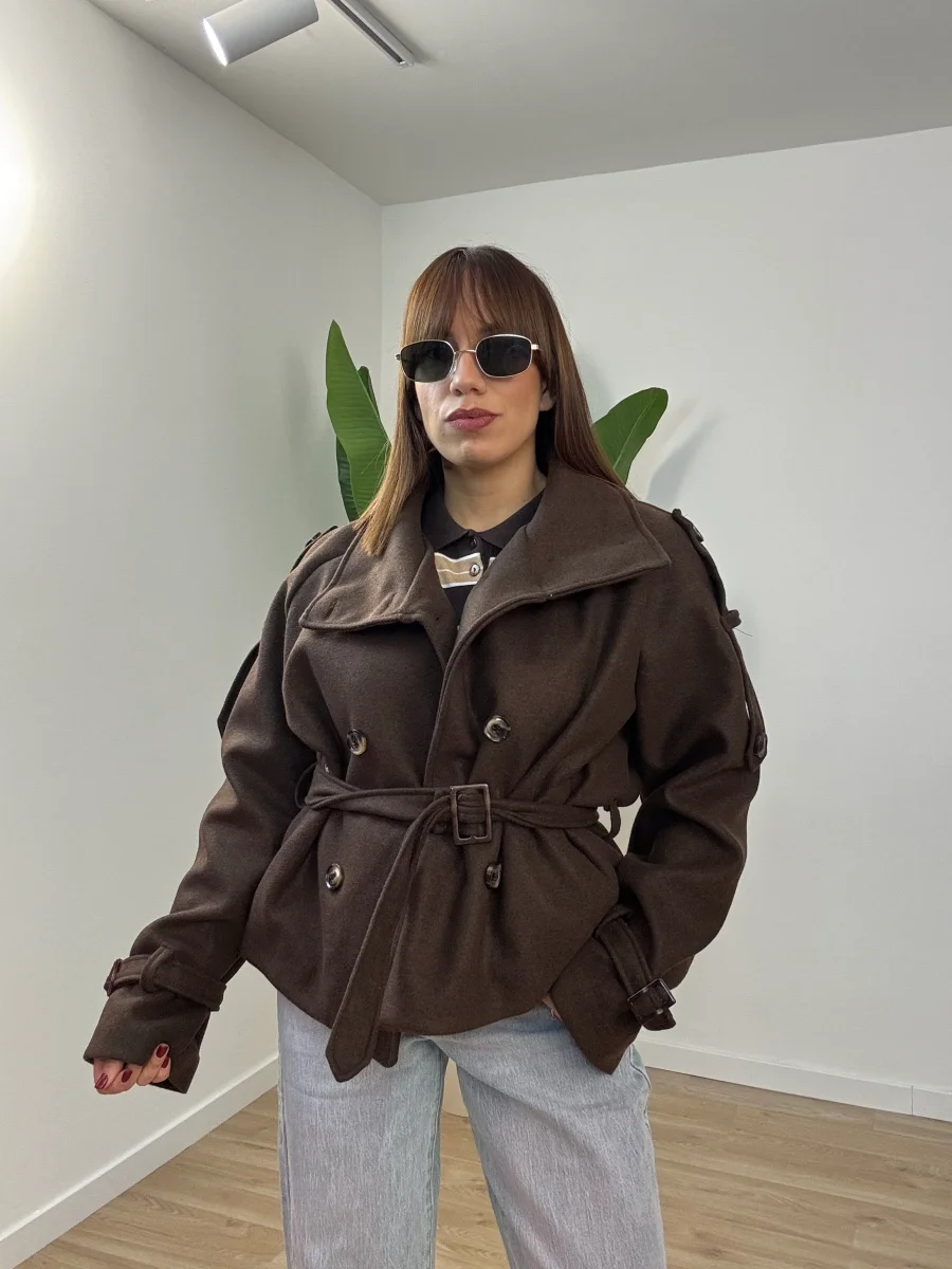 Cappotto con cinta - immagine 4