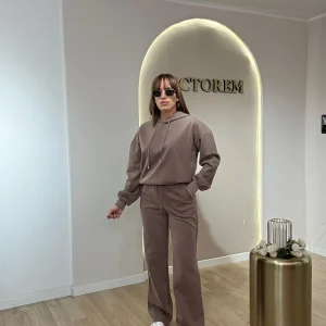 Tuta con cappuccio LOW COST