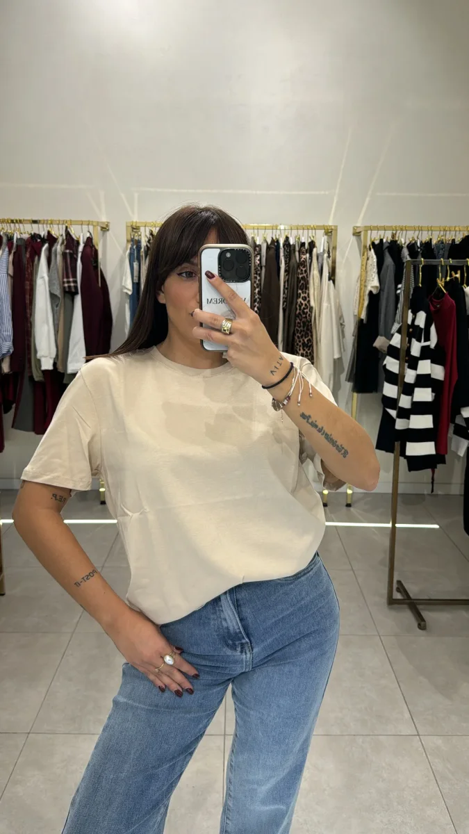 T-shirt Lumina basic - immagine 8