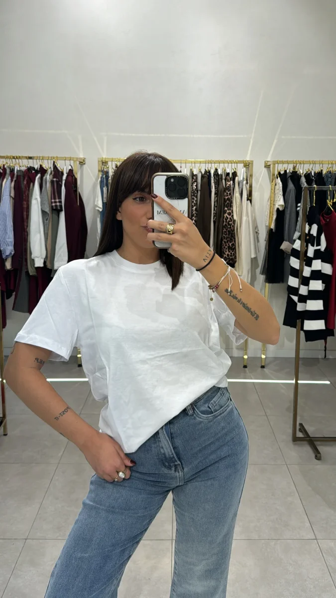 T-shirt Lumina basic - immagine 2